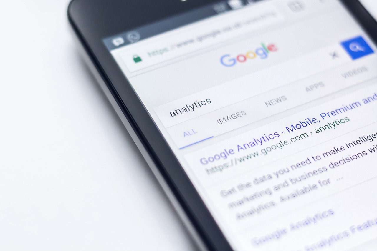 Gestionar las funciones de Google SERP con SEMRush